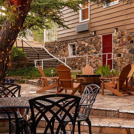 Prescott Pines Inn Exterior photo