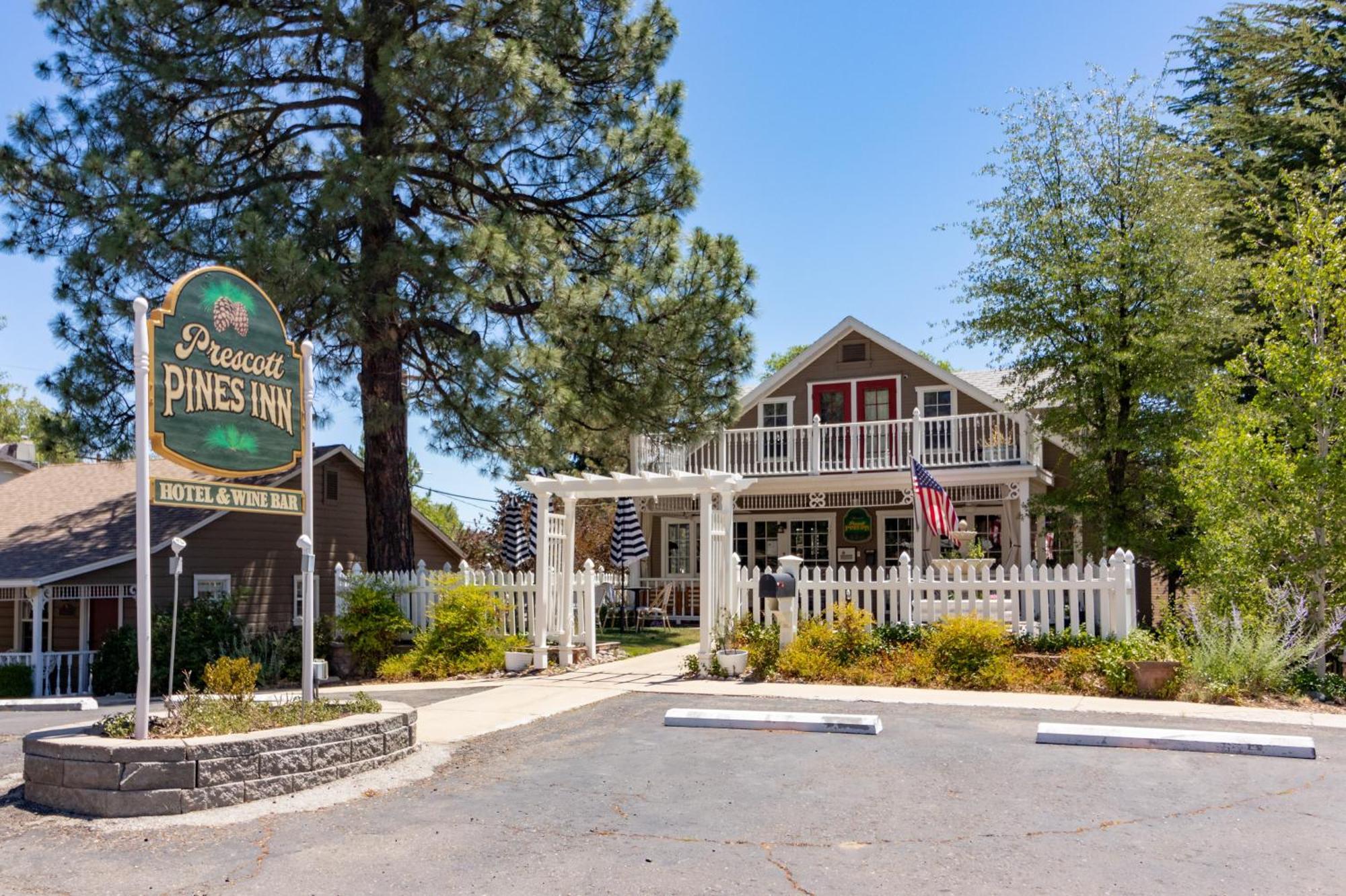 Prescott Pines Inn Exterior photo